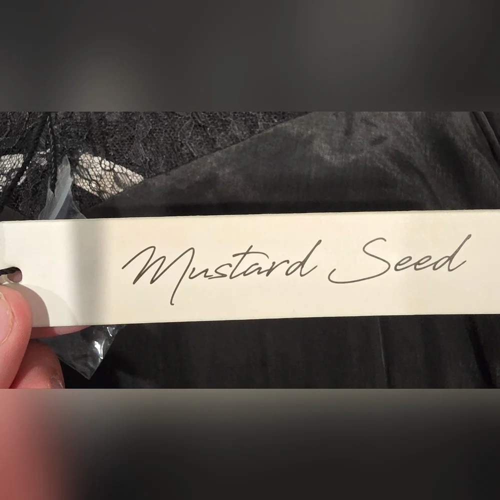 Mustard Seed Silky Blouse With Lace Details Size Small - Picture 2 of 7